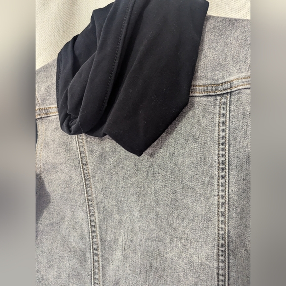 BNWT Little Bipsy Hooded Grey & Black Denim + Knit Jacket size 3T-4T - Picture 6 of 8